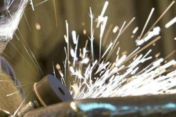 Imprese, nel 2014 hanno pagato 97 miliardi di tasse: Ires in testa Imprese, nel 2014 hanno pagato 97 miliardi di tasse: Ires in testa